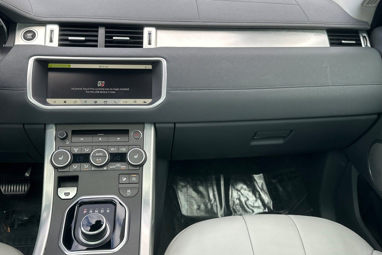 Used 2017 Land Rover Range Rover Evoque SE Premium AWD/4WD image 32