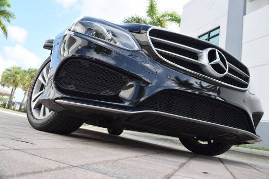 Used 2014 Mercedes-Benz E 250 BlueTEC Sedan image 13
