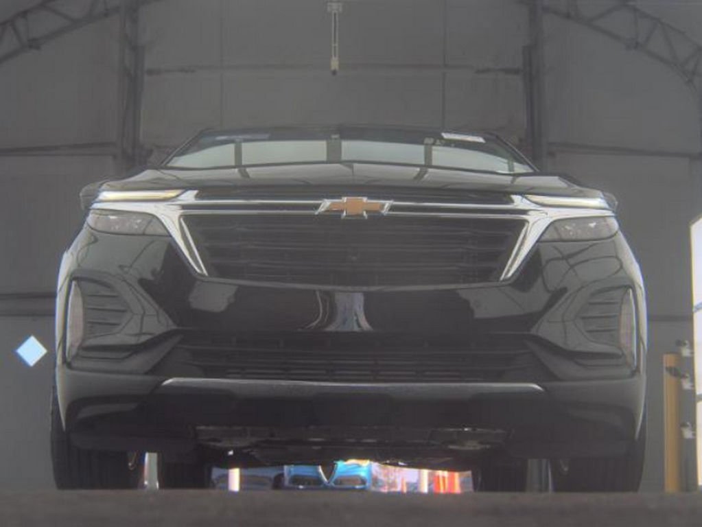 Used 2024 Chevrolet Equinox LT image 3