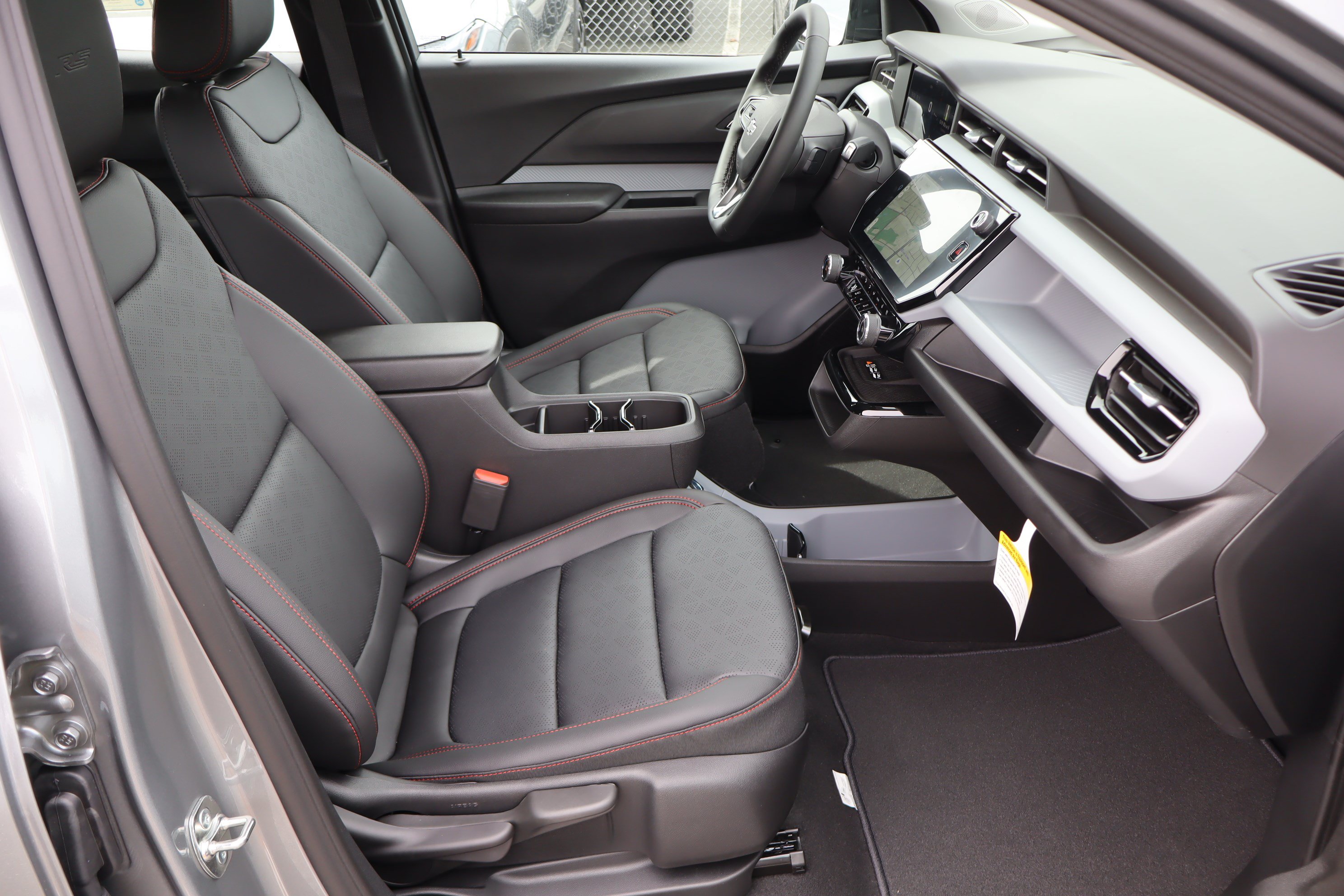 New 2027 Chevrolet Bolt RS w/ Technology Package FWD image 24