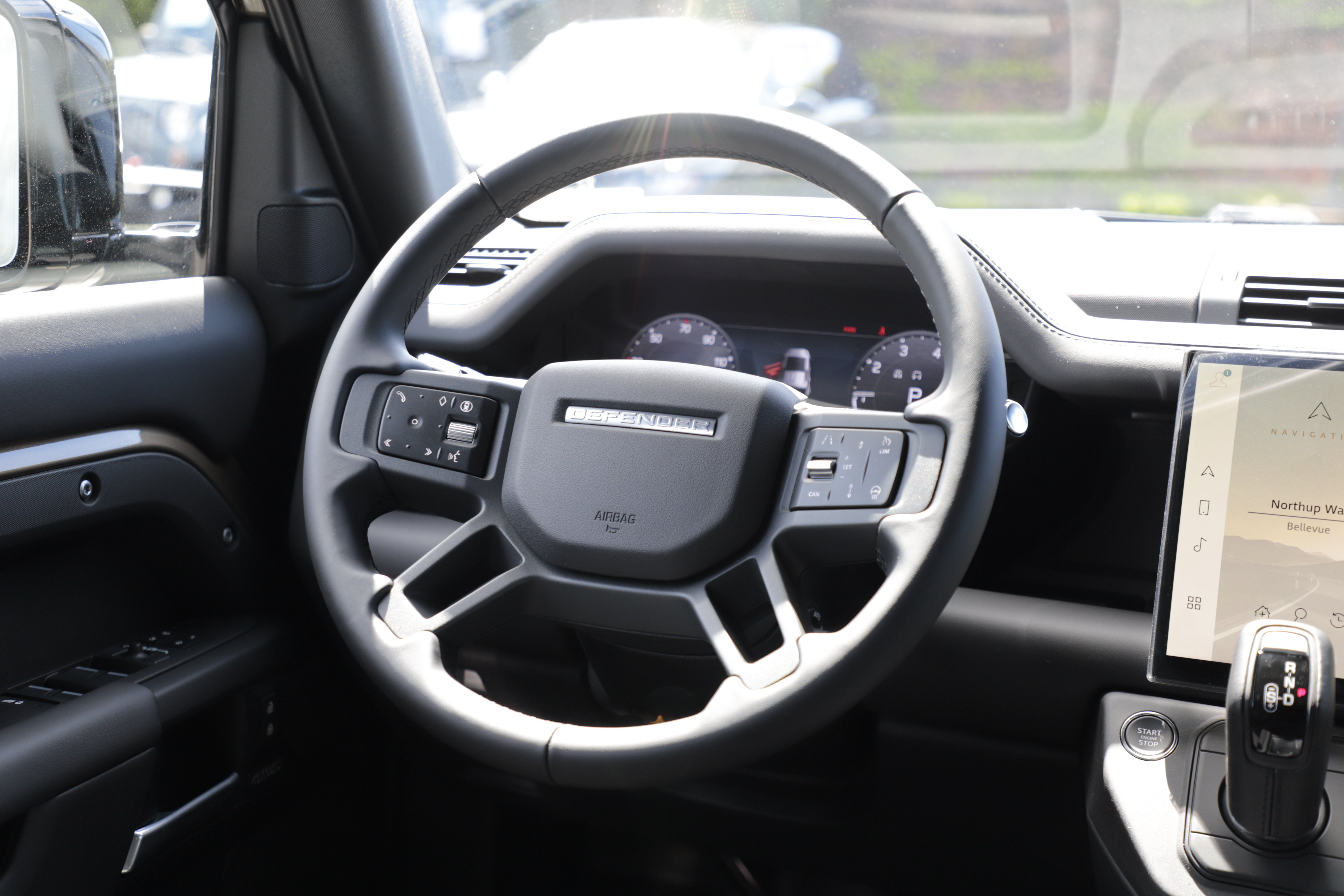 New 2026 Land Rover Defender 110 X-Dynamic SE AWD/4WD image 15