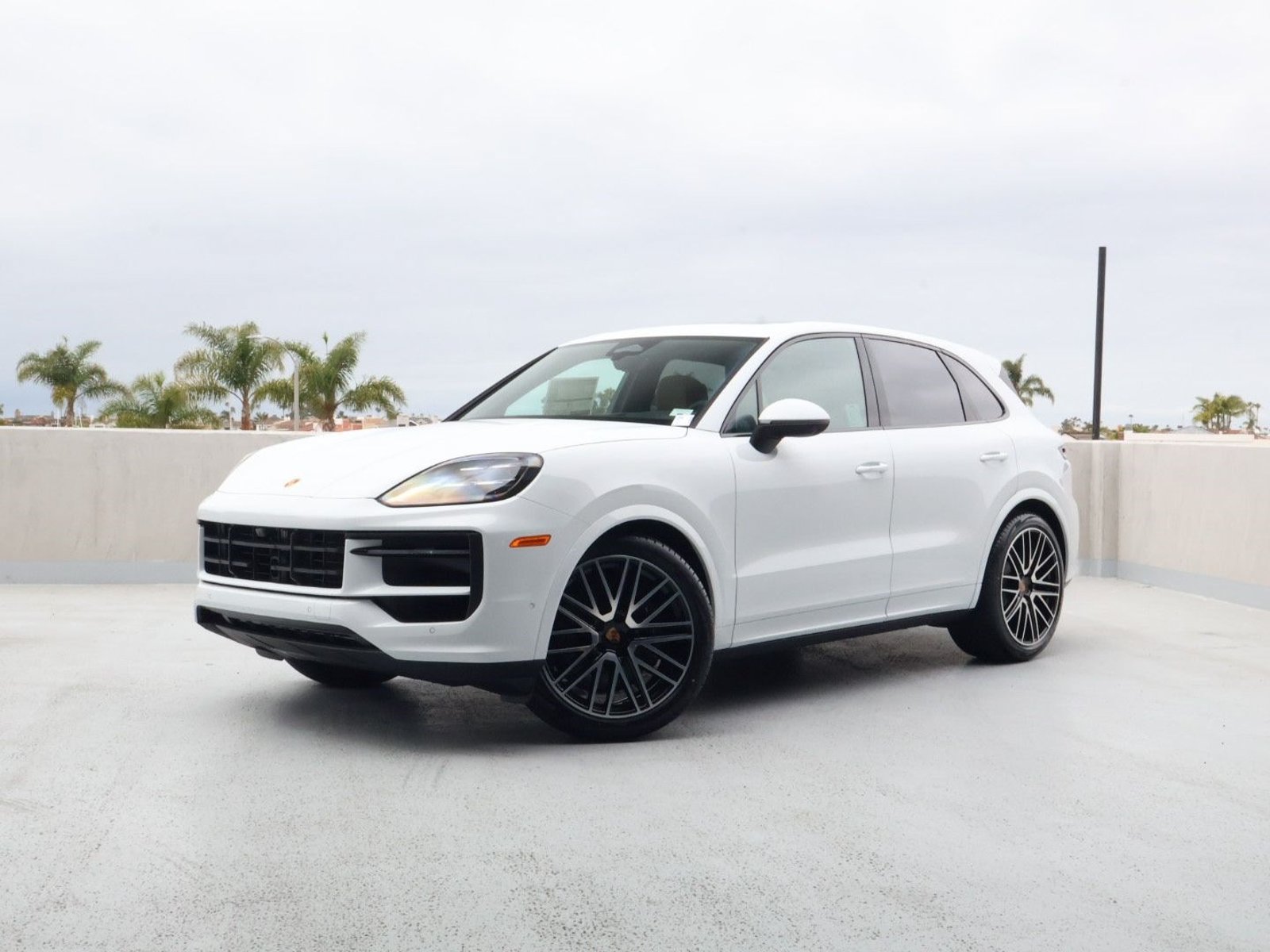 New 2026 Porsche Cayenne AWD/4WD image 1