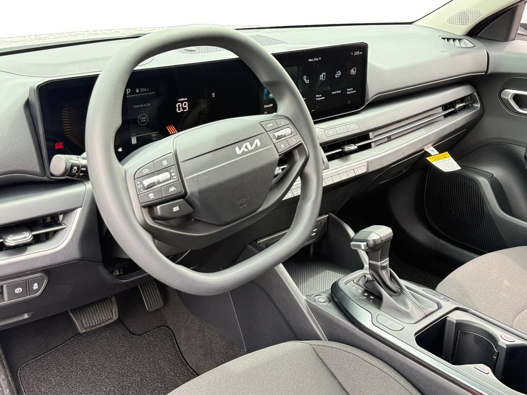 New 2026 Kia K4 FWD image 13