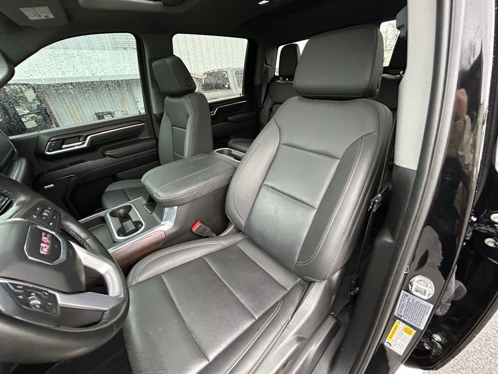 Used 2025 GMC Sierra 2500 SLT w/ SLT Premium Package image 29