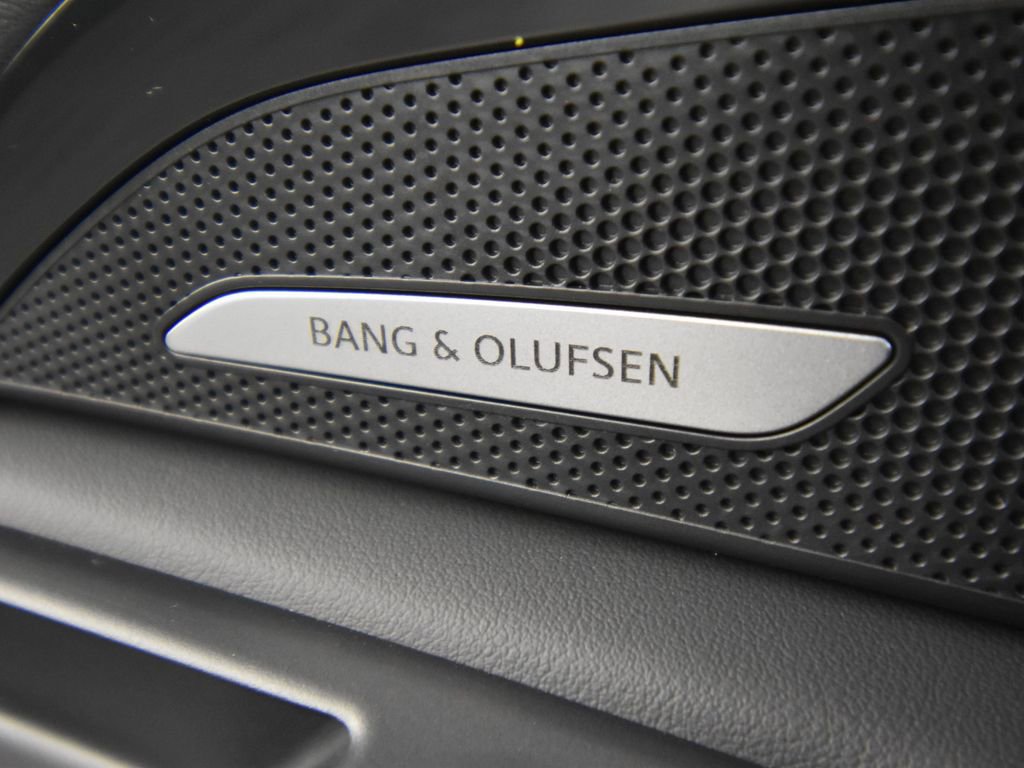 New 2025 Audi Q5 Premium Plus image 23