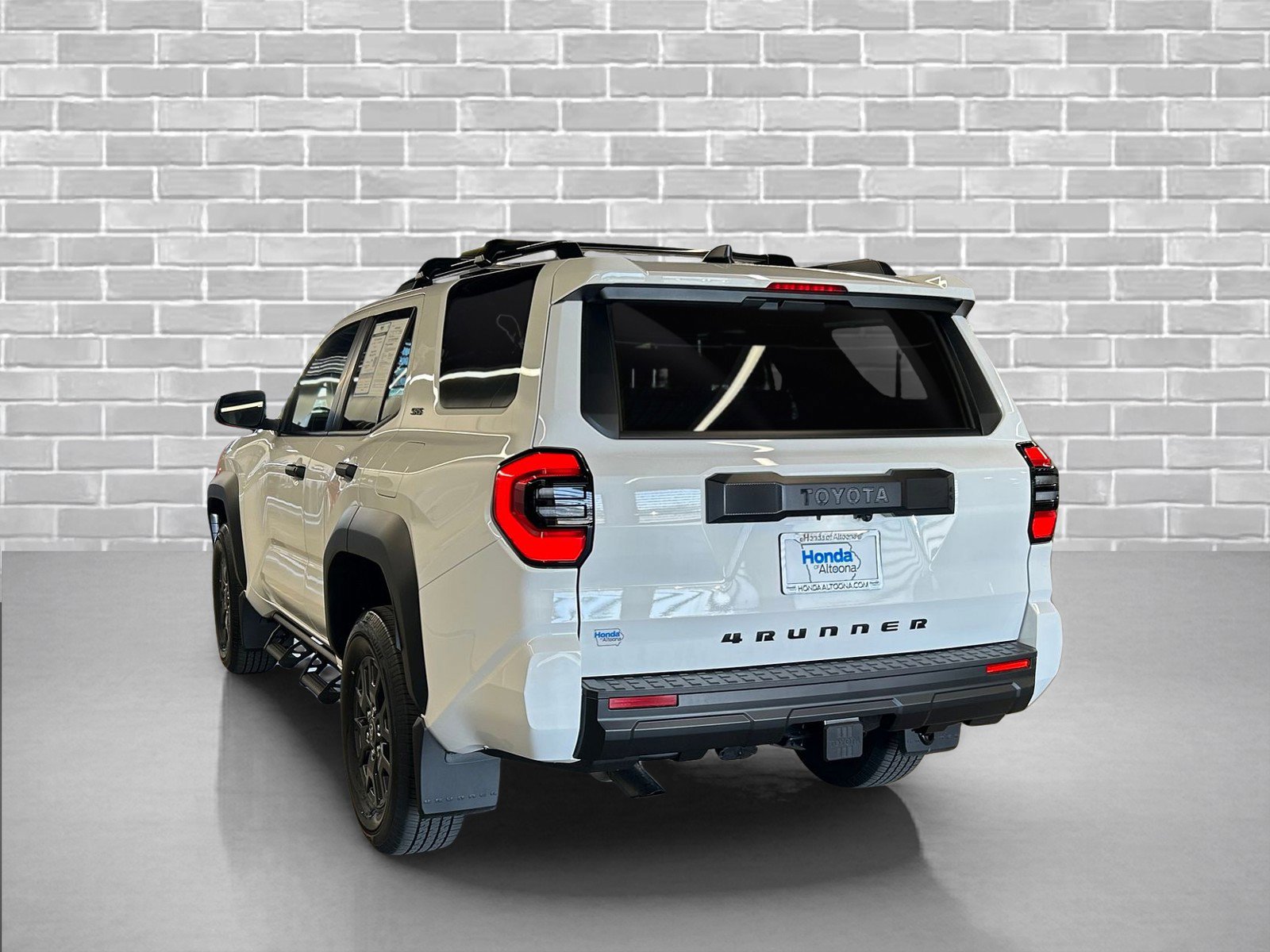 Used 2026 Toyota 4Runner SR5 image 3