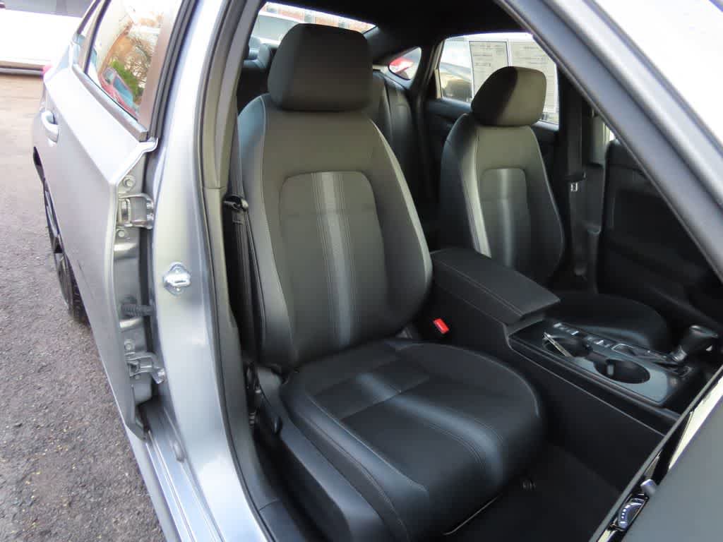 Used 2023 Honda Civic Sport image 16