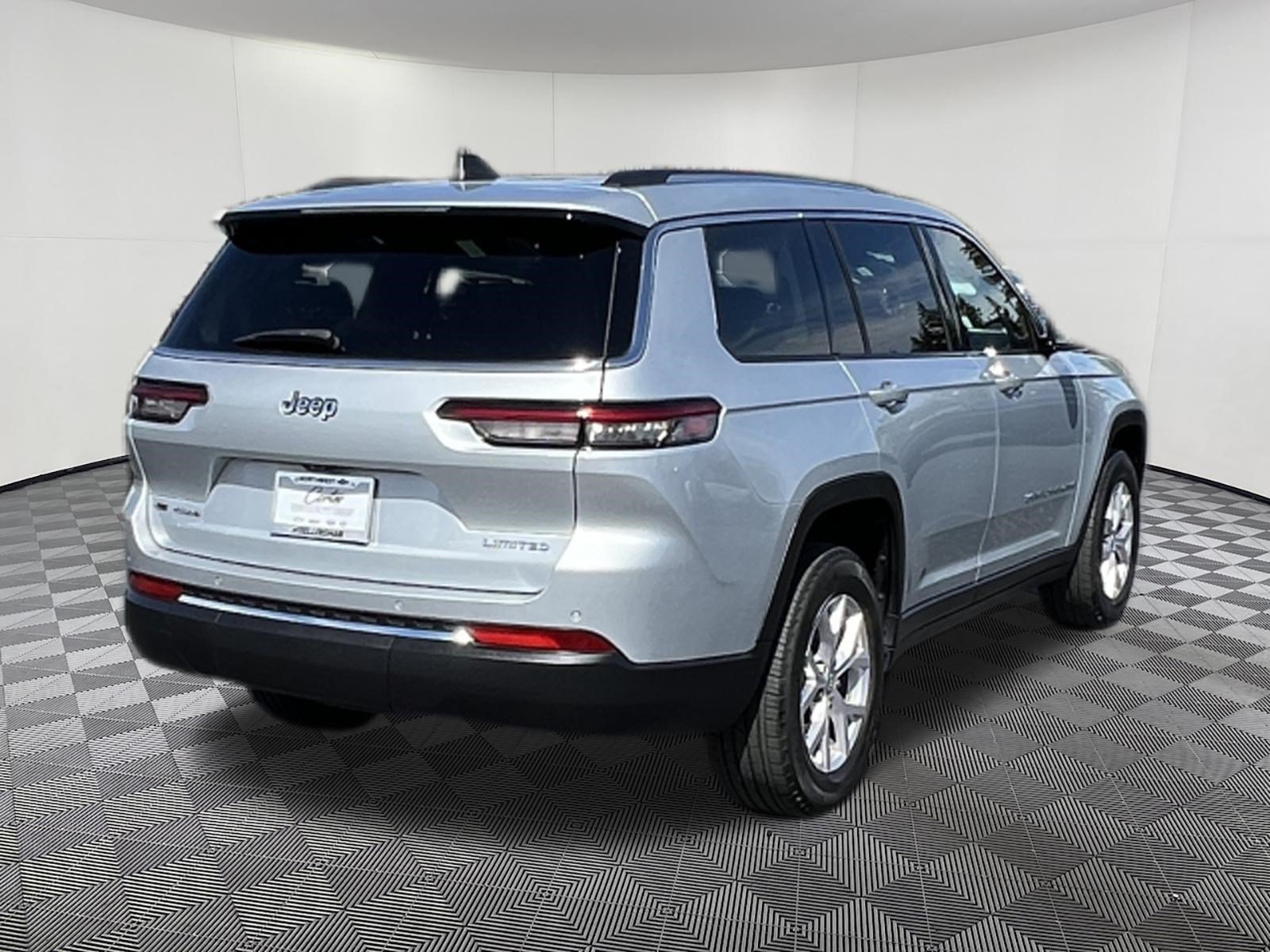 Used 2021 Jeep Grand Cherokee L Limited AWD/4WD image 6