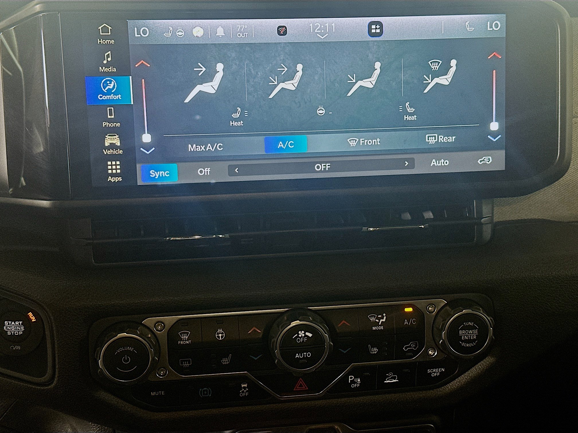 Used 2024 Jeep Wrangler Unlimited AWD/4WD image 24