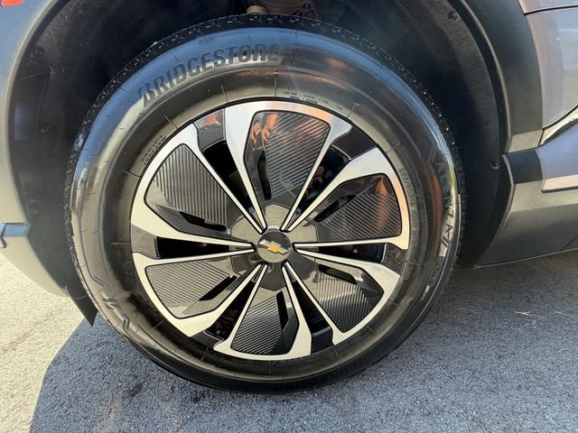 Used 2024 Chevrolet Blazer EV LT AWD/4WD image 9