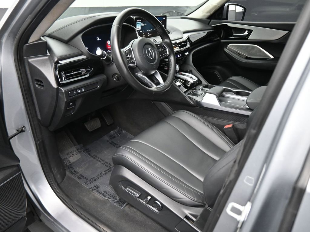 Used 2023 Acura MDX FWD image 2
