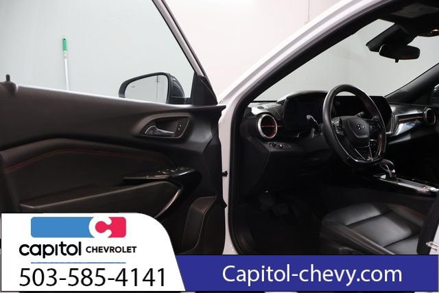 Used 2024 Chevrolet Trax RS w/ Sunroof Package FWD image 10