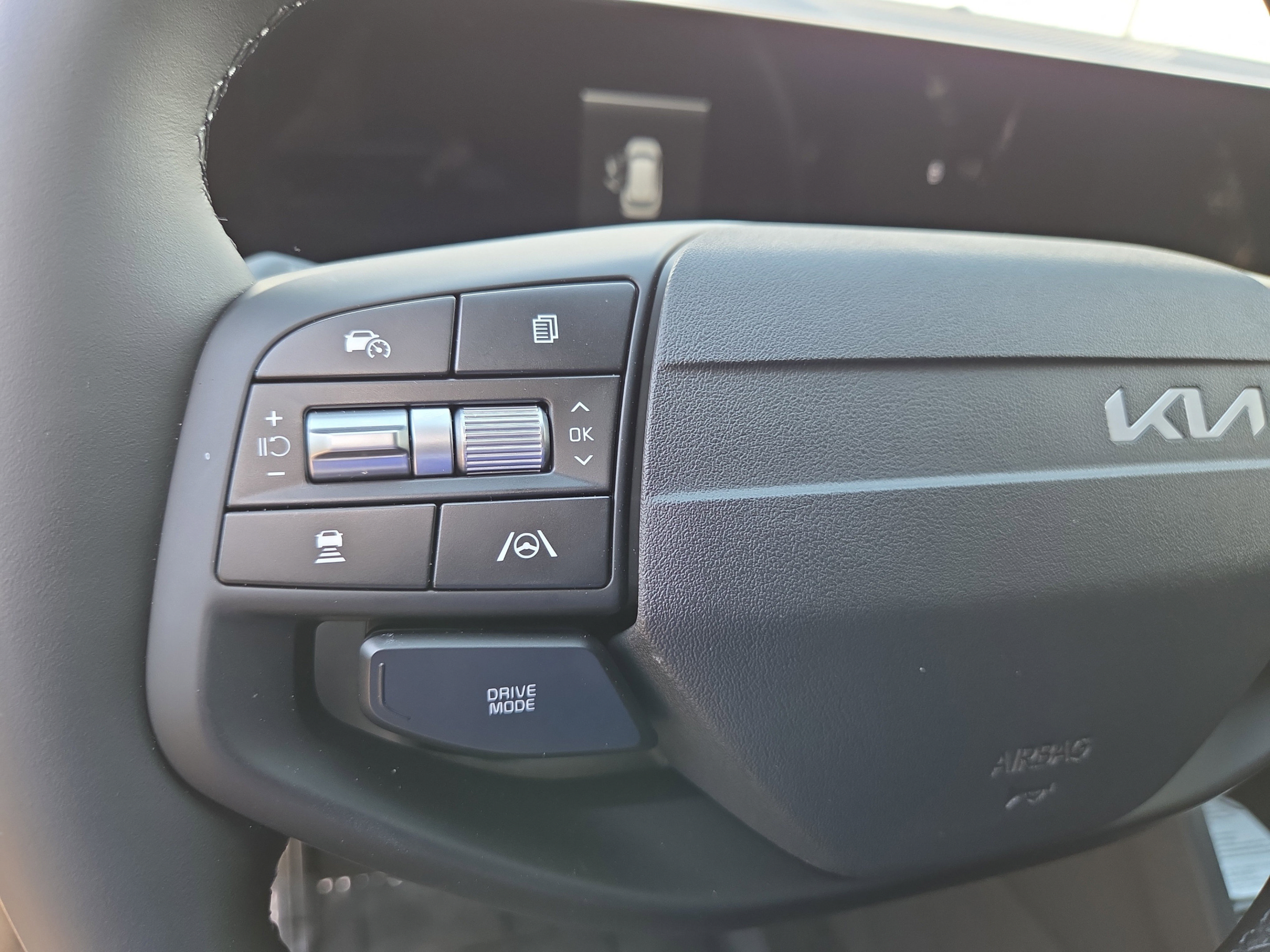 New 2026 Kia Sportage EX FWD image 37