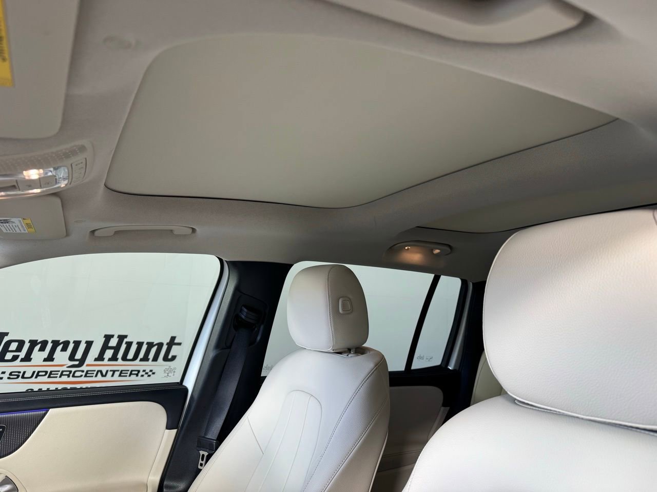 Used 2022 Mercedes-Benz GLB 250 image 4