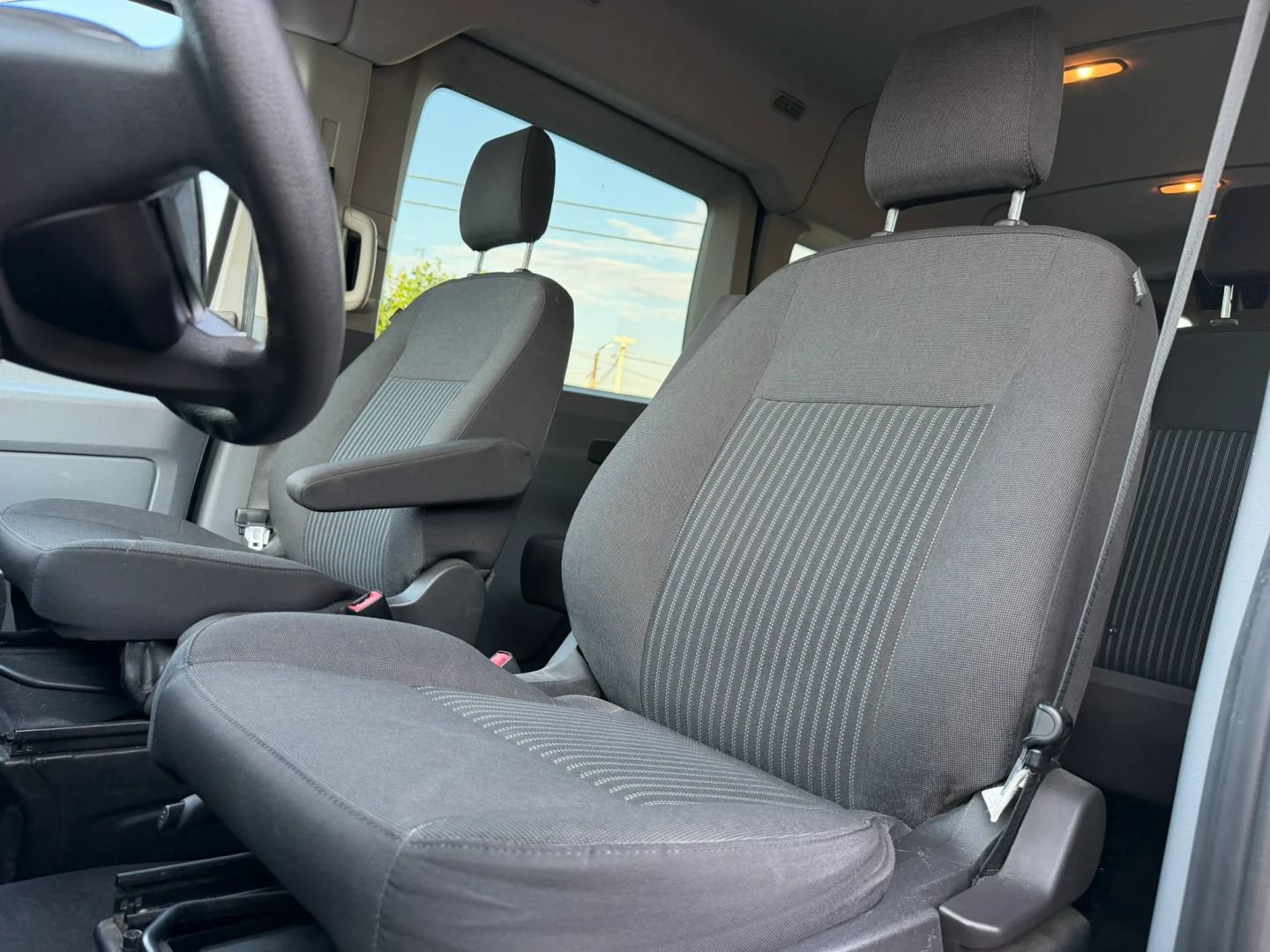 Used 2018 Ford Transit 350 XLT RWD image 10