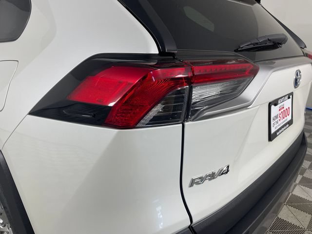 Used 2021 Toyota RAV4 Limited AWD/4WD image 21