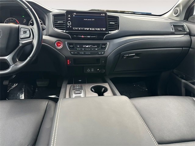 Certified 2025 Honda Ridgeline RTL+ image 11