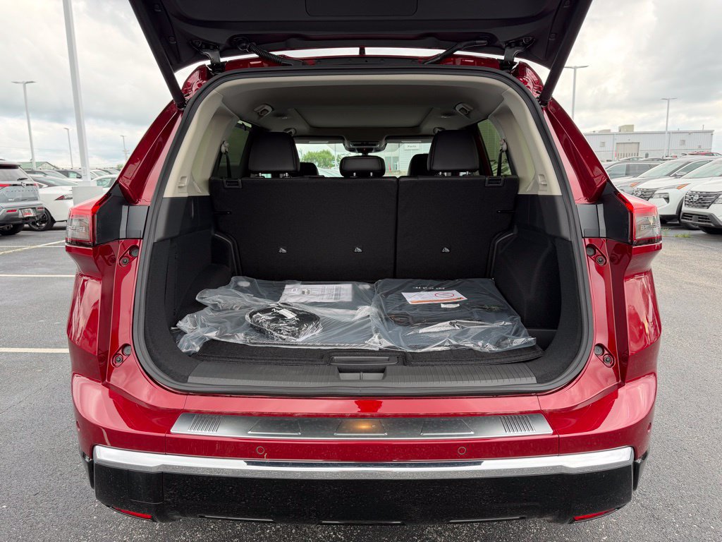 New 2026 Nissan Rogue Platinum AWD/4WD image 36