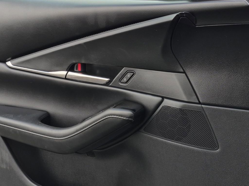 Used 2025 MAZDA CX-30 AWD 2.5 S w/ Preferred Package image 29