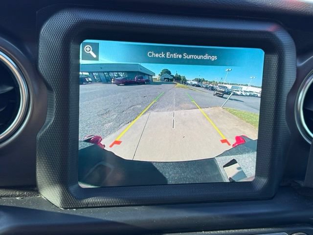 Used 2022 Jeep Gladiator Rubicon w/ LED Lighting Group AWD/4WD image 20