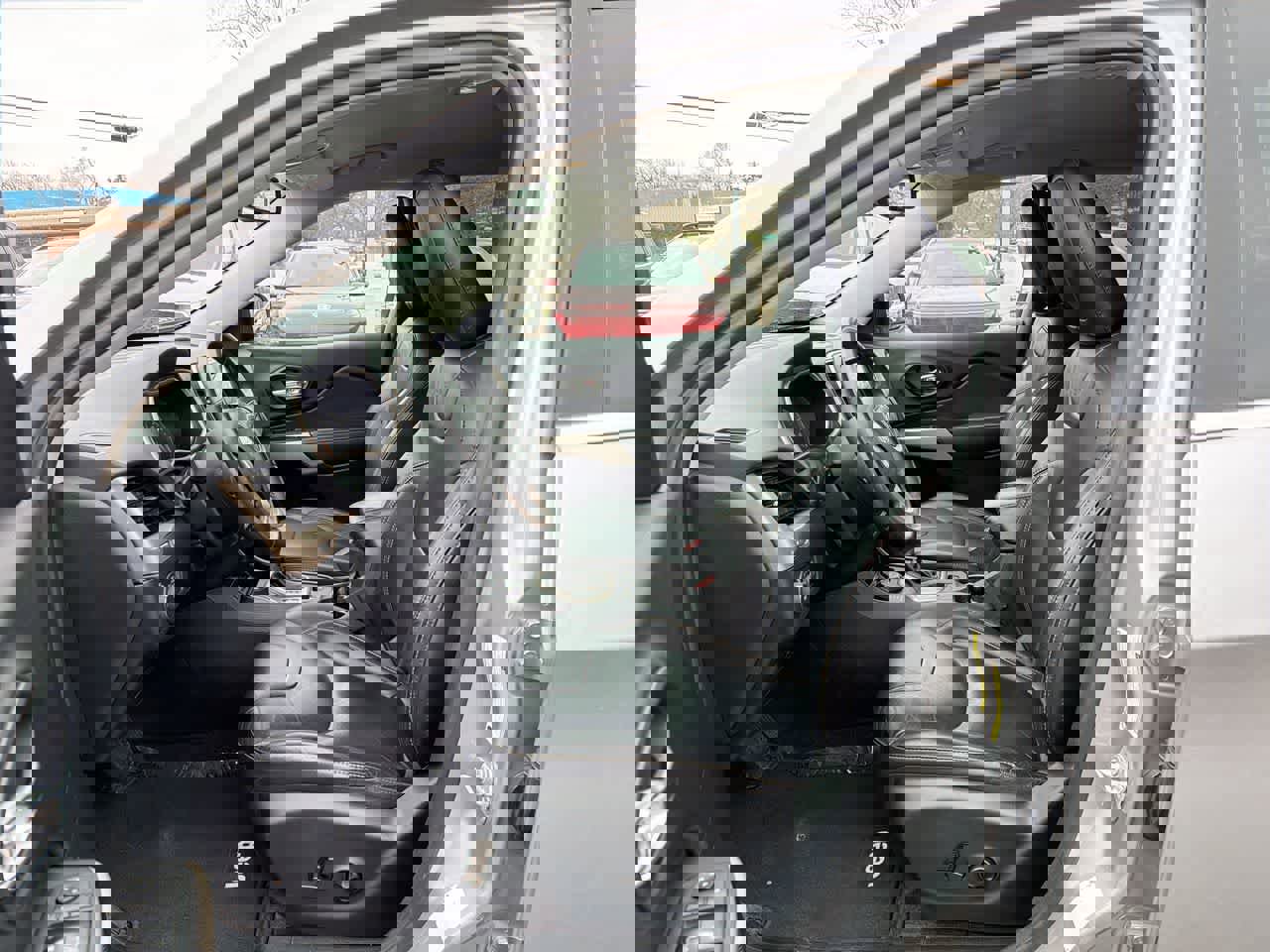 Used 2017 Jeep Cherokee Limited image 21