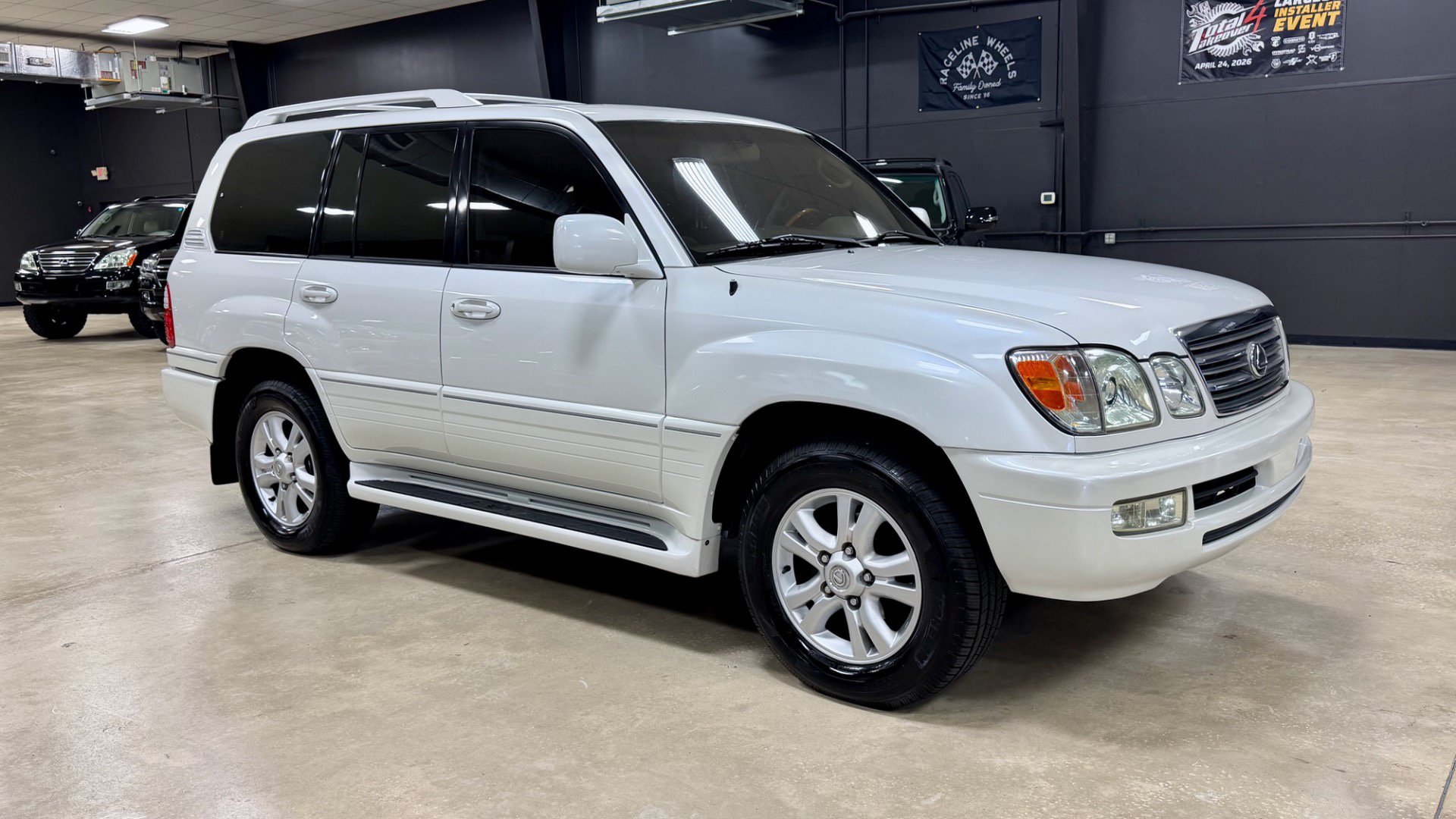 Used 2003 Lexus LX 470 4WD image 7