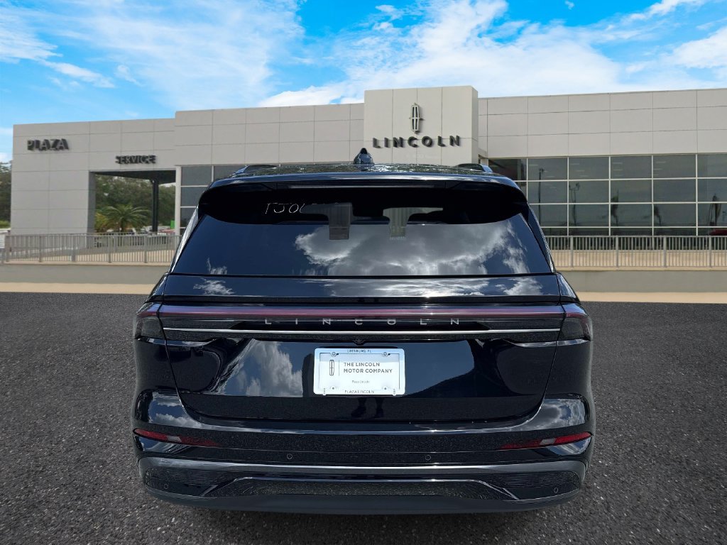 New 2026 Lincoln Nautilus Reserve w/ Jet Appearance Package AWD/4WD image 4