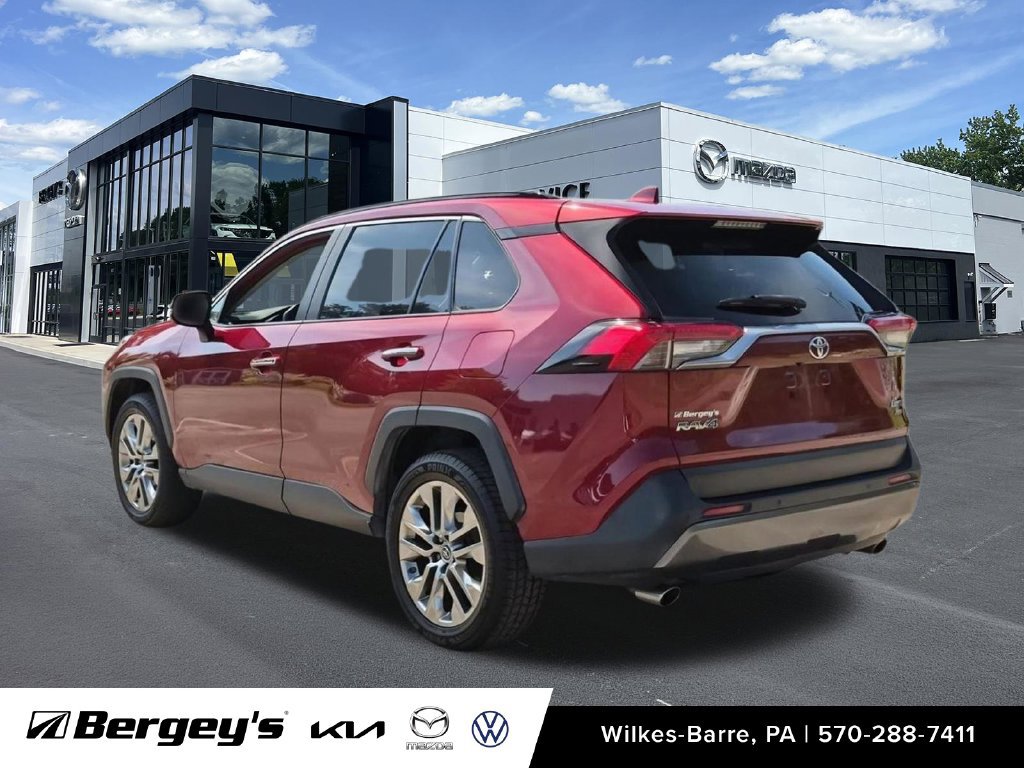 Used 2019 Toyota RAV4 Limited w/ Advanced Technology Package AWD/4WD image 16