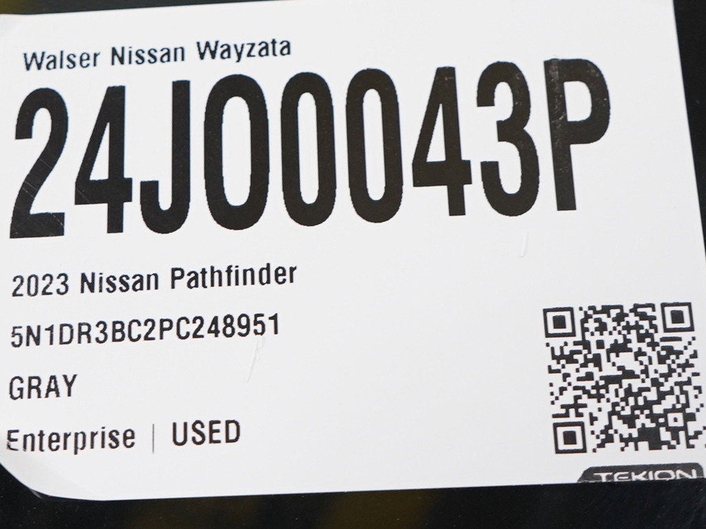 Used 2023 Nissan Pathfinder SV AWD/4WD image 32