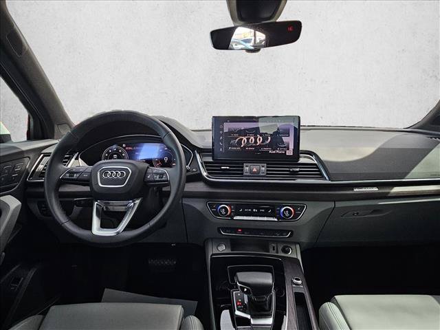 Certified 2023 Audi Q5 2.0T Premium Plus w/ Premium Plus Package AWD/4WD image 17