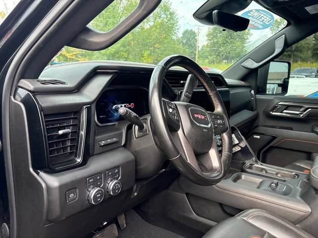 Used 2024 GMC Sierra 2500 AT4 w/ Technology Package AWD/4WD image 8