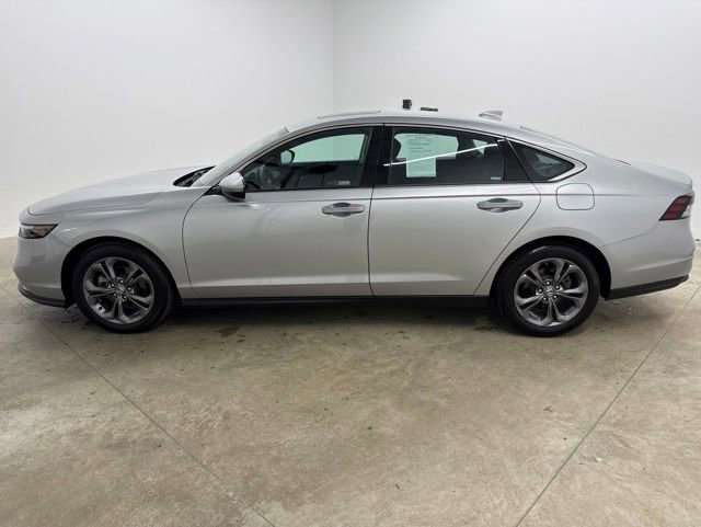 Certified 2024 Honda Accord EX image 8