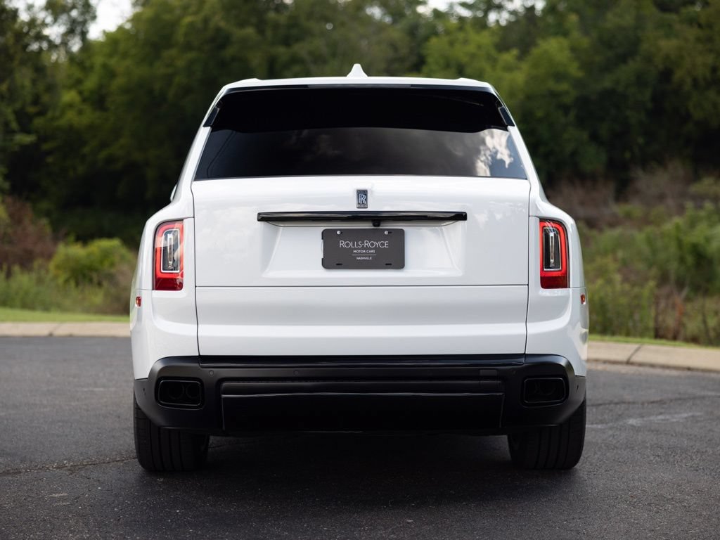 Certified 2022 Rolls-Royce Cullinan Black Badge w/ Dark Exterior Package AWD/4WD image 7