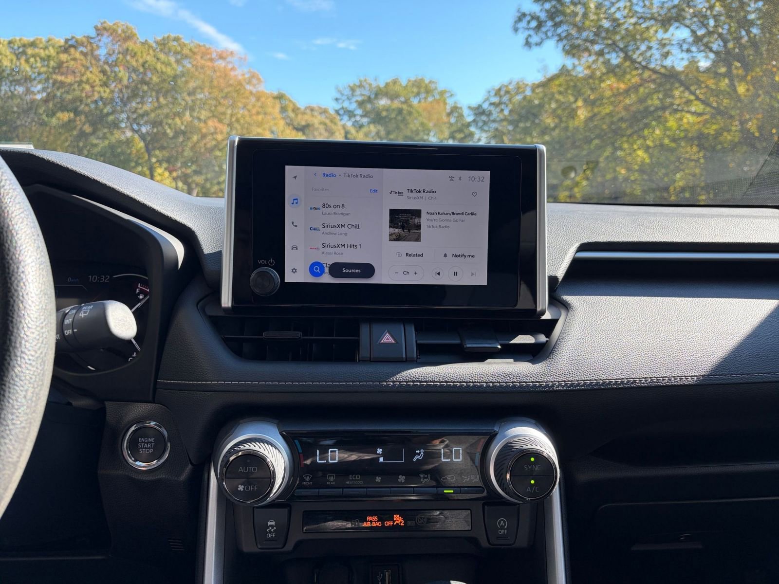 Used 2025 Toyota RAV4 XLE image 18