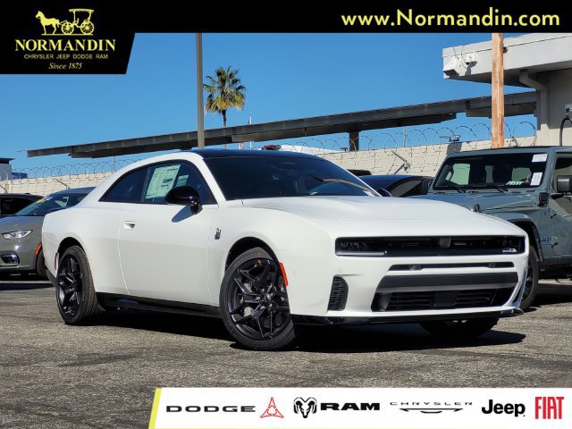 New 2026 Dodge Charger Scat Pack w/ Blacktop Package AWD/4WD image 1