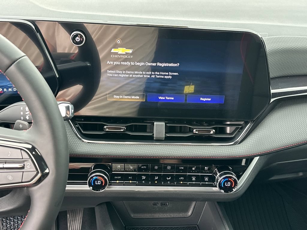 New 2026 Chevrolet Equinox RS w/ Convenience Package III AWD/4WD image 25