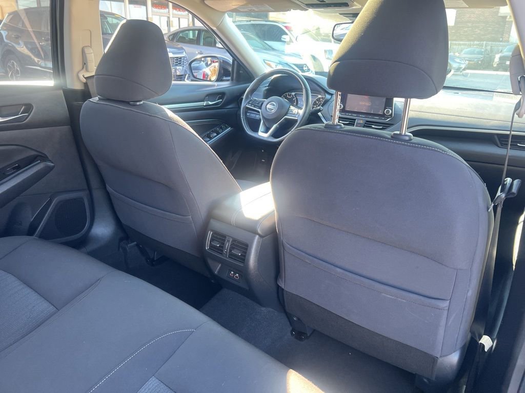 Used 2020 Nissan Altima 2.5 SV image 16