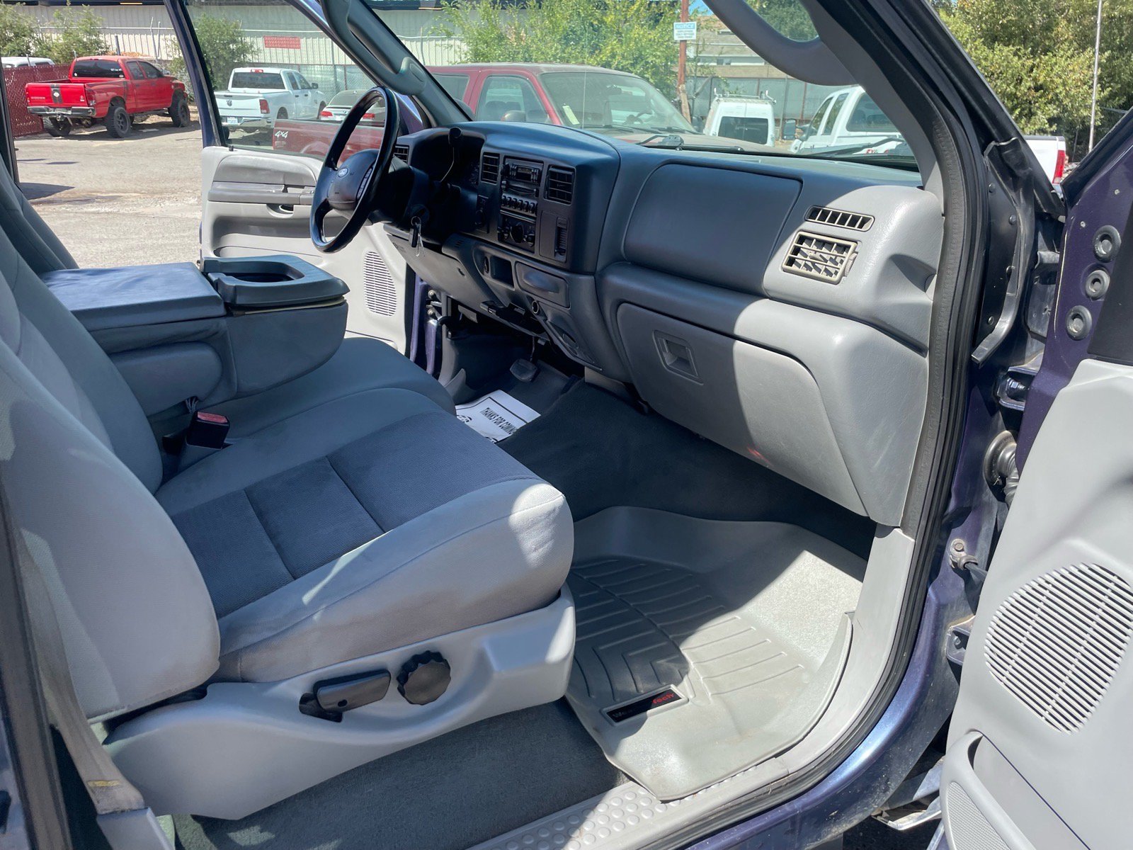Used 2004 Ford F250 XLT AWD/4WD image 12