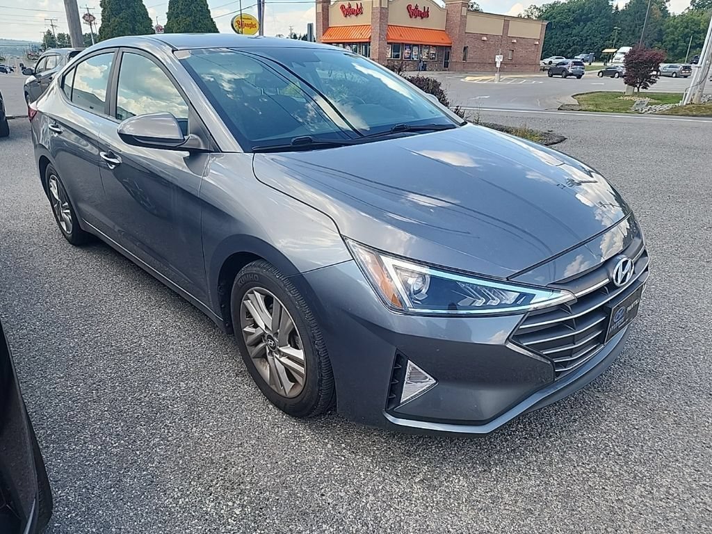 Used 2019 Hyundai Elantra SEL w/ Cargo Package FWD image 2