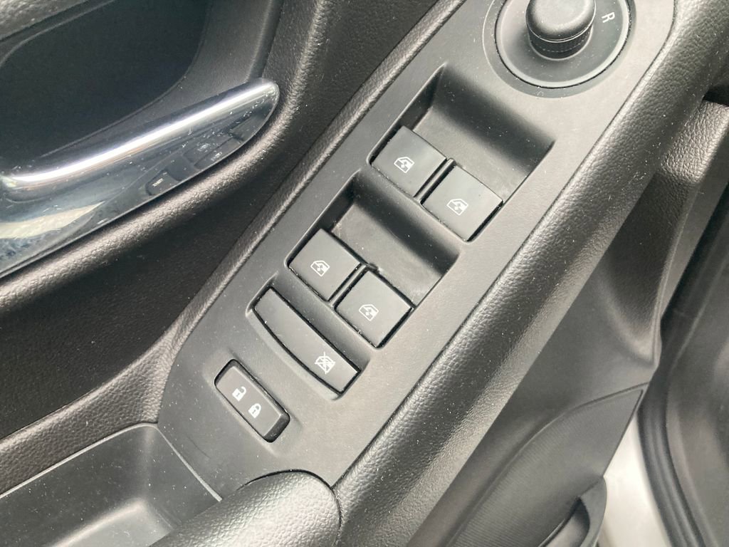 Used 2019 Chevrolet Trax LT w/ LT Convenience Package image 14