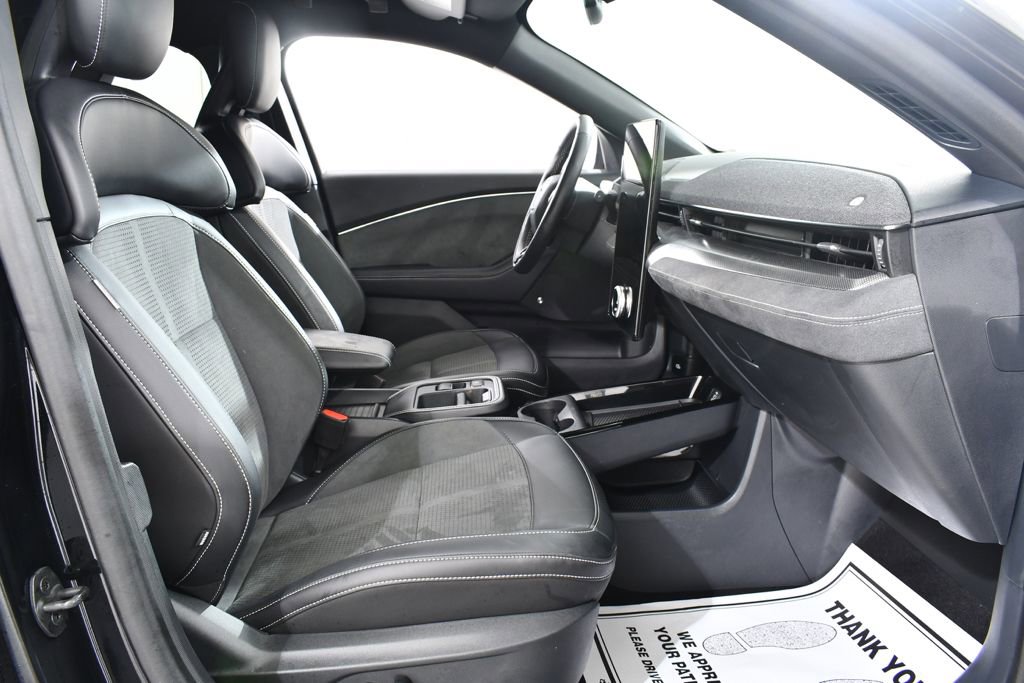 Used 2025 Ford Mustang Mach-E GT image 10