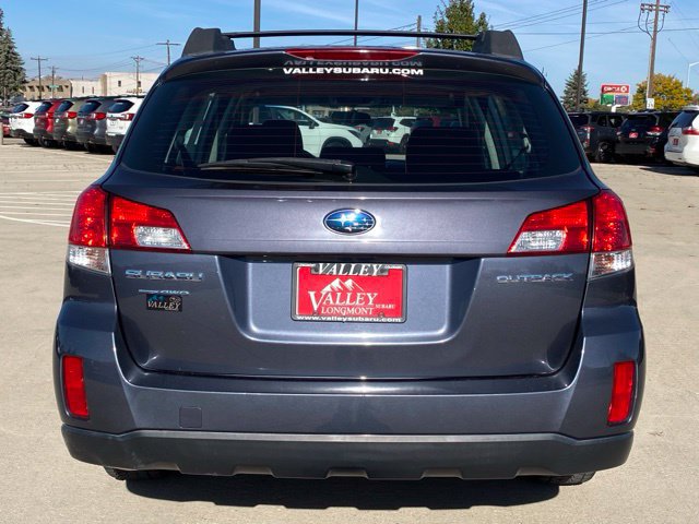 Used 2014 Subaru Outback 2.5i w/ Alloy Wheel Package AWD/4WD image 4