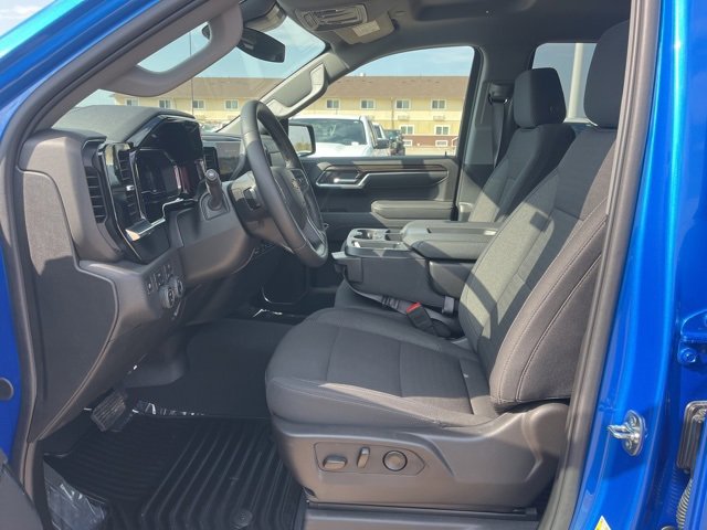 Used 2025 Chevrolet Silverado 1500 LT image 18