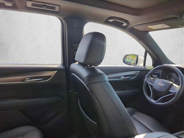 Used 2023 Cadillac XT6 Luxury image 20