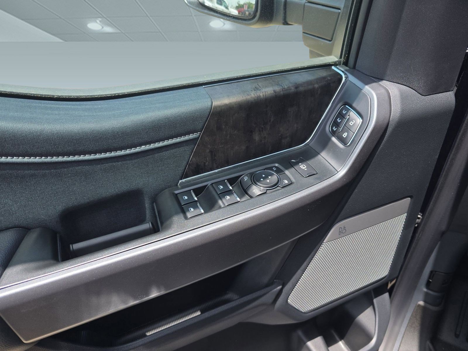 New 2025 Ford F250 Lariat w/ Tremor Off-Road Package image 19
