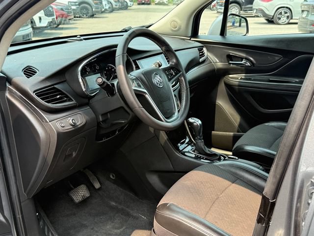 Used 2020 Buick Encore Preferred FWD image 18
