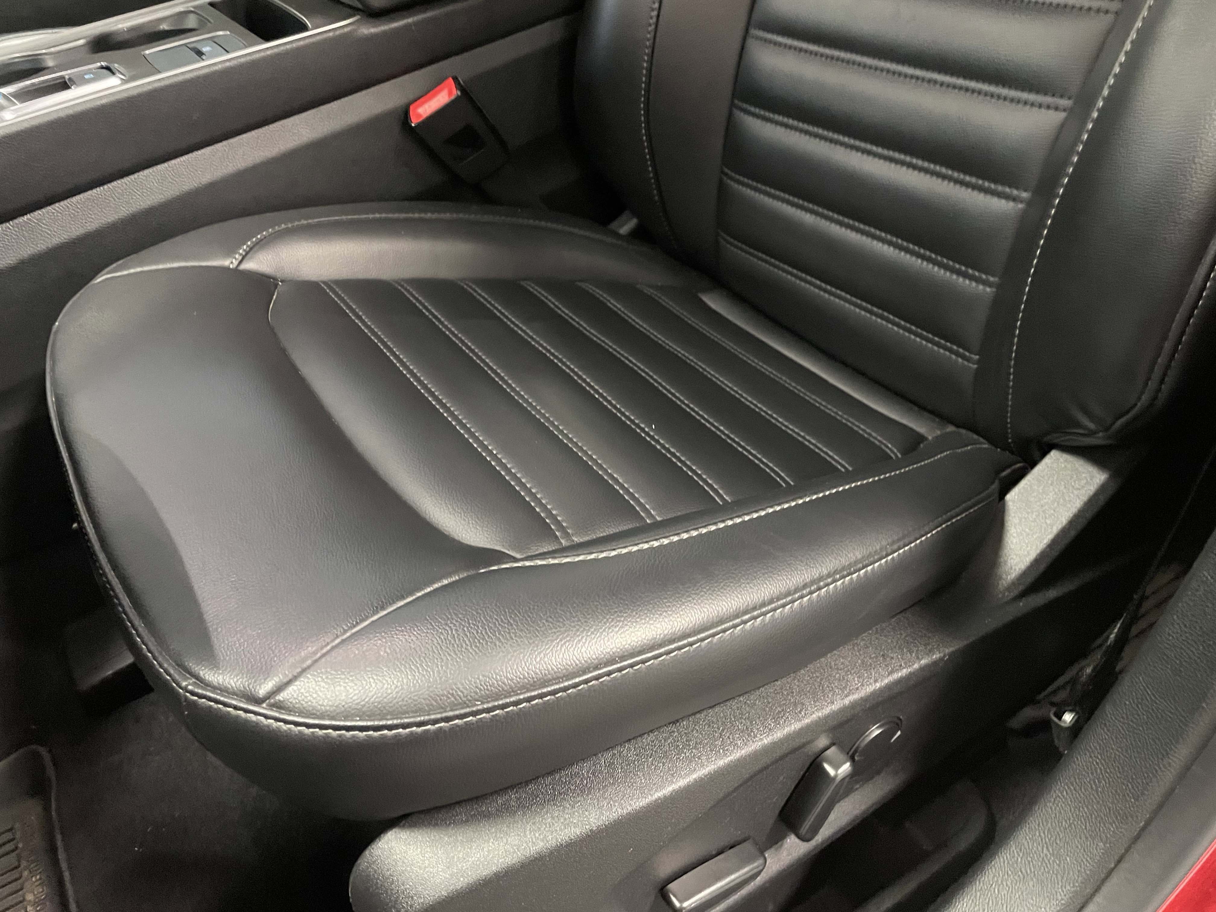 Used 2023 Ford Edge SEL w/ Convenience Package image 23