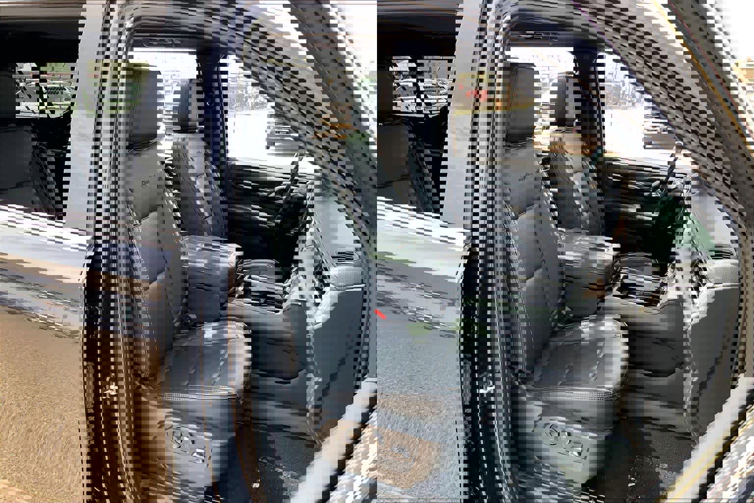 Used 2023 GMC Yukon XL Denali image 8