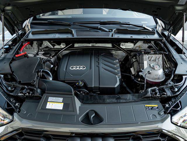 Certified 2025 Audi Q5 2.0T Premium Plus AWD/4WD image 33