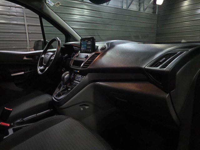 Used 2020 Ford Transit Connect XLT image 13